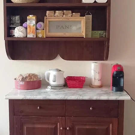 Torre Tonda Bed & Breakfast 3*