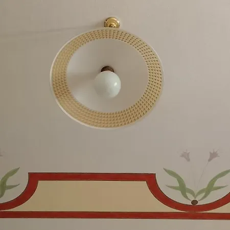 לינה וארוחת בוקר Torre Tonda